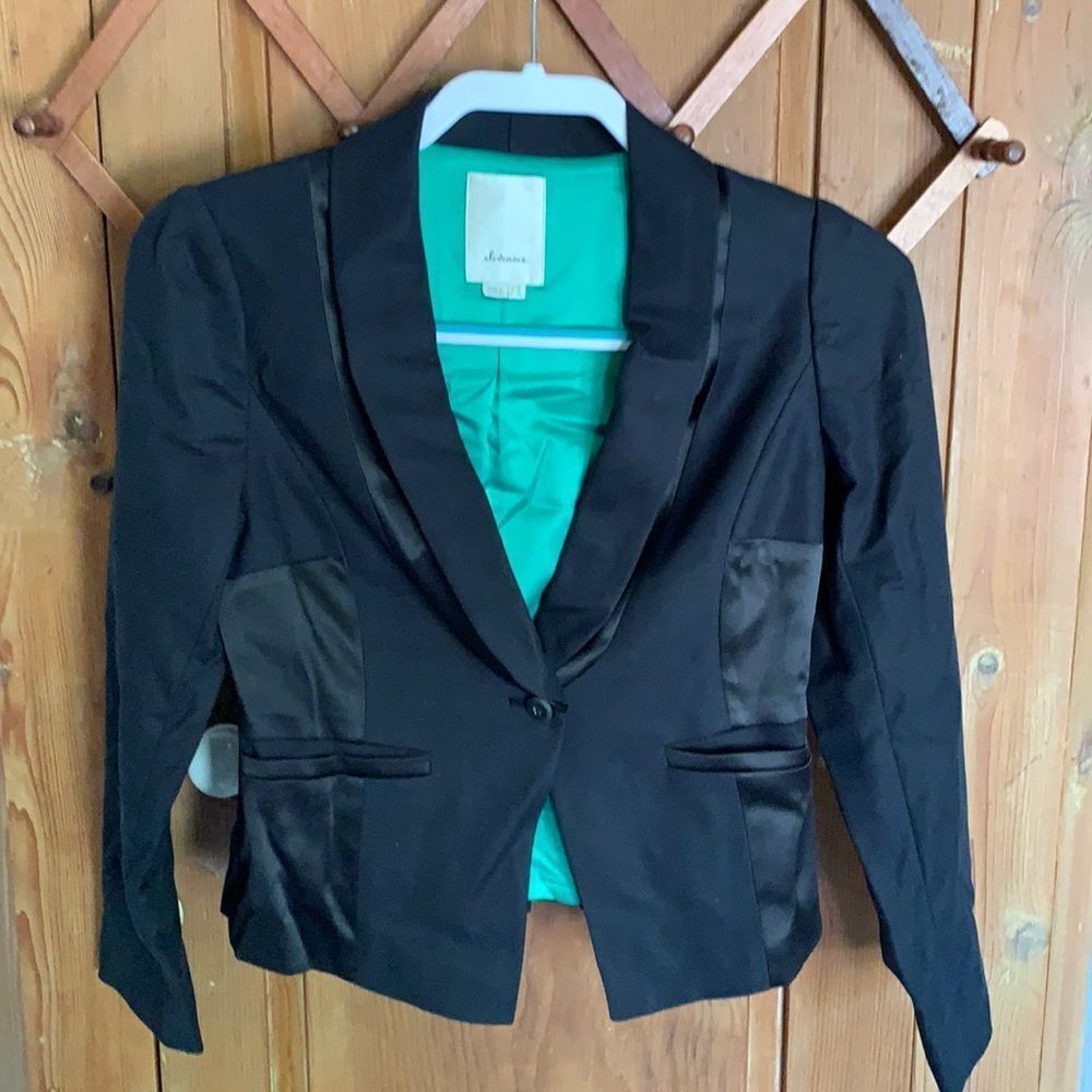 Elevenses Anthropologie black tuxedo blazer
